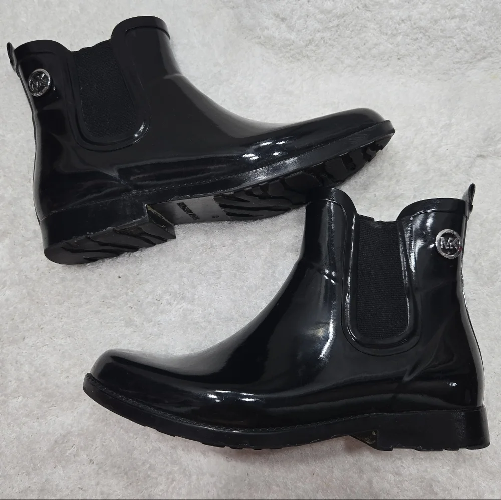 Michael Kors Women's Black Rain Booties Flat Rubber Ankle Boots US Size 8